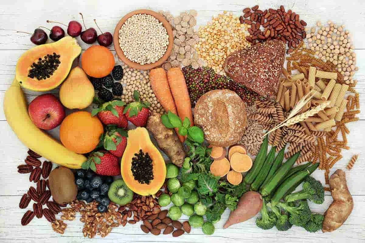 La importancia de la fibra en la dieta y su impacto en la salud intestinal.