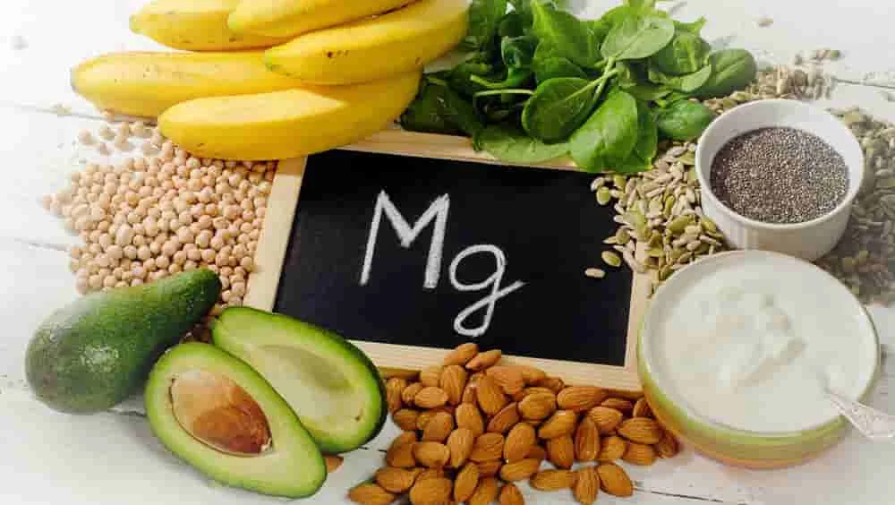 La importancia del magnesio en la dieta y su impacto en la salud muscular y nerviosa.